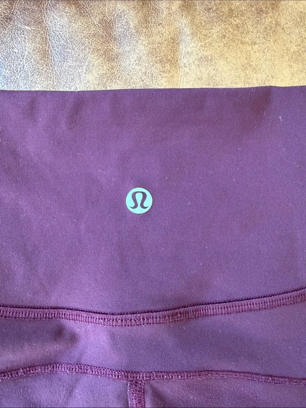 Lululemon In Movement Bike Short Sz 2 Garnet Maroon 2050